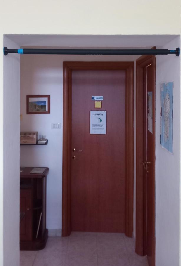 B&B Il Cortile Del Sole Olmedo Kültér fotó